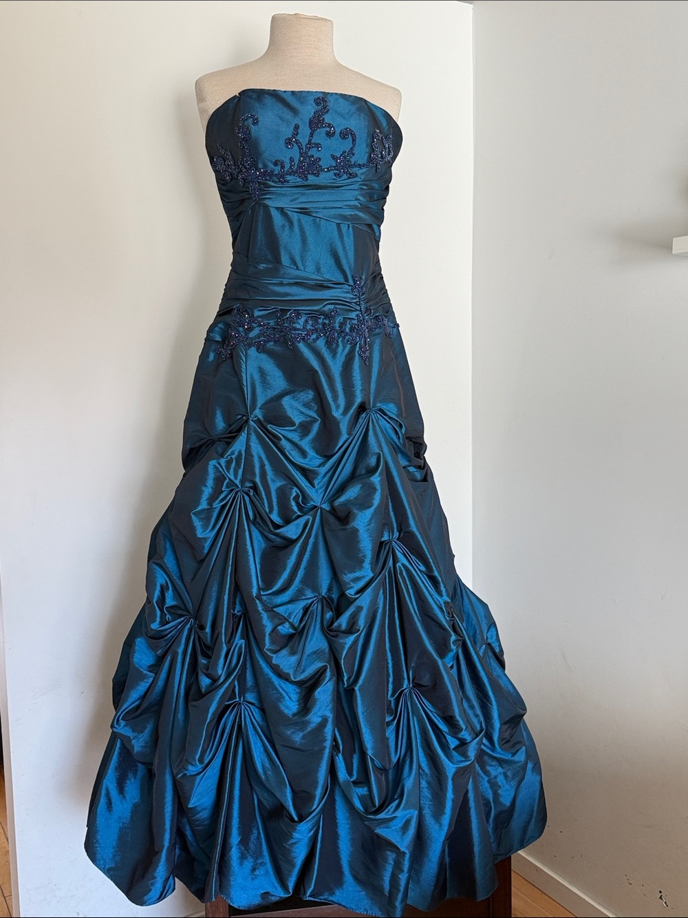 BELLISIMA Fancy Gown Strapless